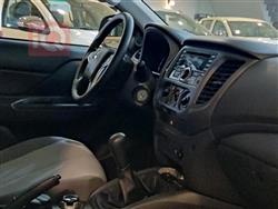 میتسوبیشی L200